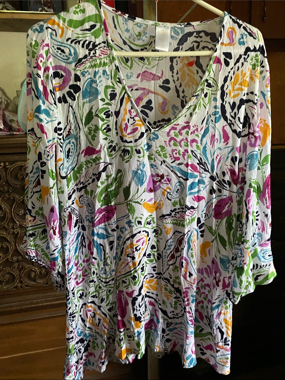 Lightweight V-Neck Floral Print Women's Top - Multicolor
